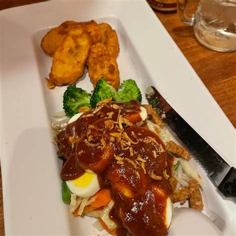 Bandung Indonesian Restaurant - Marquette - Madison, WI