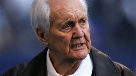 Super Voice Gone Pat Summerall Dead At 82 Cbs News