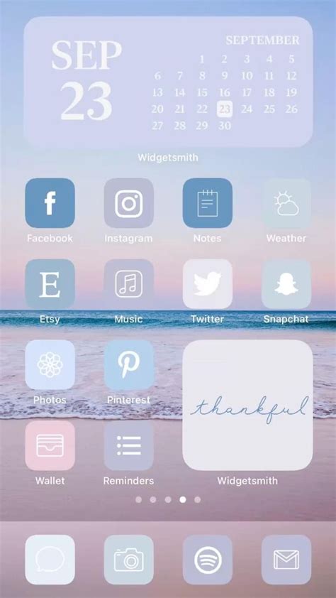 An Idea For An Aesthetic Background Inspiration App Iphone Home Screen Layout Iphone App Layout