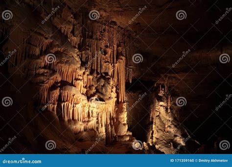 View At Stalactites And Stalagmites Inside Mammoth Cave Stock Photo