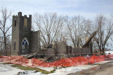 The Walls Came Tumbling Down Old Rome Baptist Church Collapses After