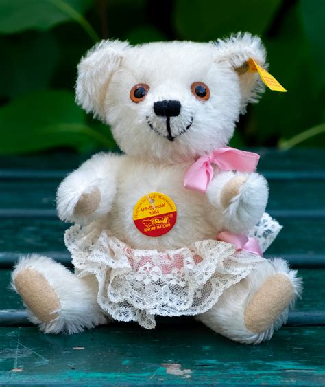 Steiff - Teddy Bear Miniature with white lace skirt - US-Special 1984 - Historic Steiff 
