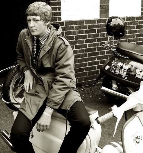 Celebrating The Mod Culture With Images Mod Fashion 60s Mod