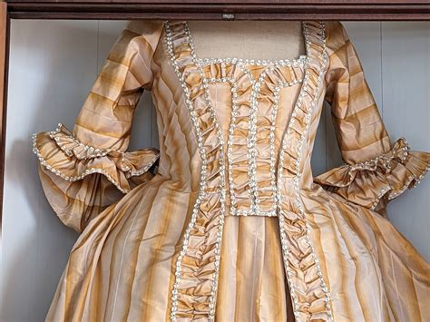 A Wedding Dress For A Colonial Bride