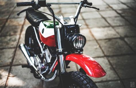 When yamaha rx 100 was launched in india, it gained popularity which probably no other motorcycle in india could ever achieve. Custom Yamaha RX100 modified into a scrambler - 18 live images
