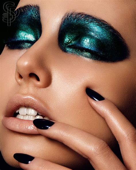 17 Best Images About Metallic Eyes On Pinterest Metallic Eyeshadow