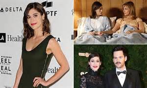 Masters Of Sex Lizzy Caplan On Love Scenes Dating A Brit