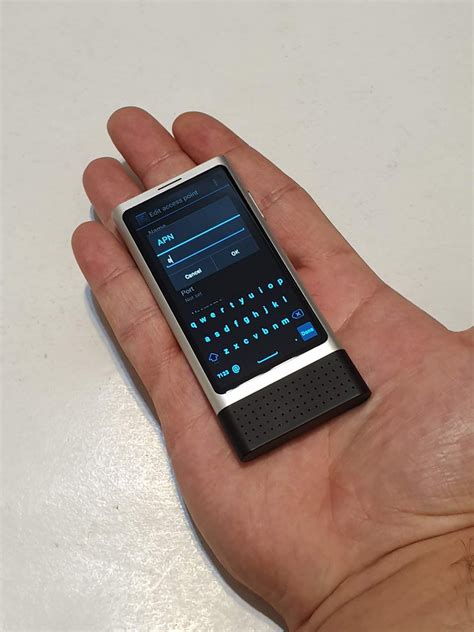 nokia ion mini  minuscule smartphone android de  nokians