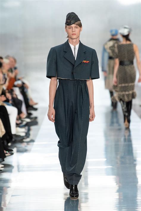 The bourgeoisie revolts at margiela's. MAISON MARGIELA SPRING SUMMER 2020 COLLECTION | The Skinny ...