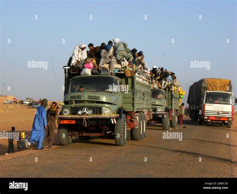 Trans Sahara Highway Hi Res Stock Photography And Images Alamy
