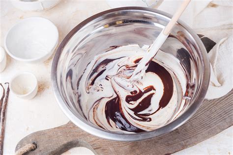 Chocolate Sour Cream Frosting Recipe