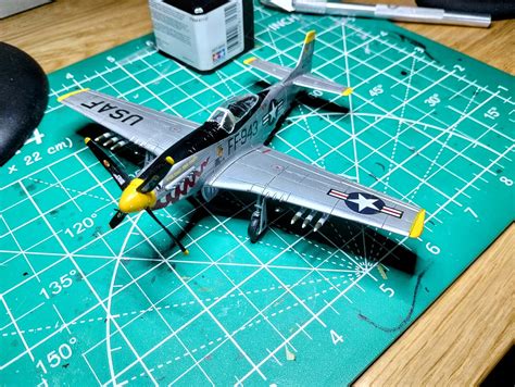 F 51 Mustang Korean War Plastic Model Airplane Kit 172 Scale