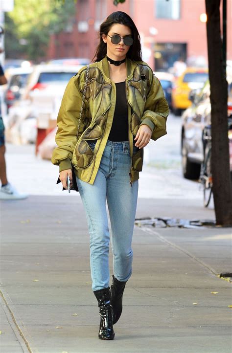 Kendall jenner outfits are also easy to carry out and can be worn by common girls on the streets too. Kendall Jenner Urban Outfit - New York City 6/21/2016