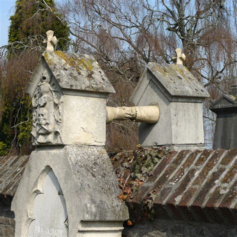 roermond t oude kerkhof graf met de handjes inleiding g… flickr