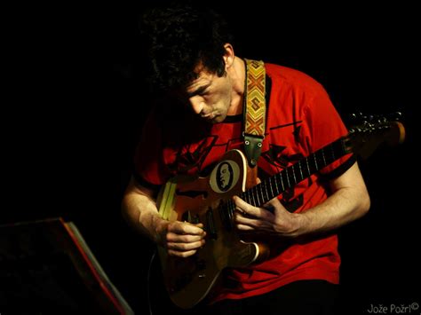 Derek fiechter, brandon fiechter — princess of bluestone castle 06:08. PREPARED GUITAR: Brandon Seabrook 13 Questions