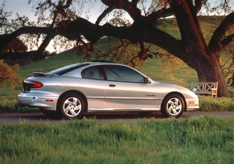 2000 Pontiac Sunfire Coupe Specs And Photos Autoevolution