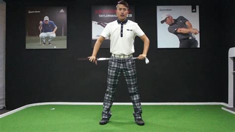 Take the time to use it, it will bring great benefits to you. Pro-Am Golf Academy 下桿時 Ready-Impact的模式 - YouTube