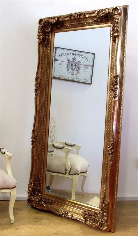 Elegant French Carved Frame Mirror Gold