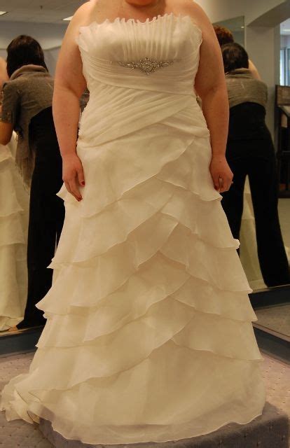 plus size full figured brides lets see your pictures weddingbee boards full figured