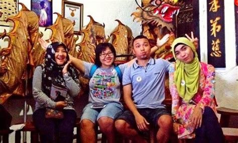 Eits, sebelum kamu melihat keindahan benteng ini rupanya kamu harus membeli tiket masuk benteng van de bosch yang dijual seharga rp. 10 Gambar Museum Benteng Heritage Tangerang, Harga Tiket ...