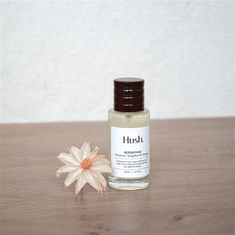 detoxifying essential oil room spray hush candle