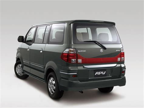 Suzuki Apv 16l Minivan 2018