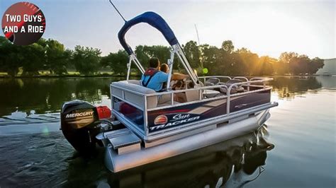 Sun Tracker Bass Buggy 16 Xl Pontoon For 2020 Pontoon Boat Pontoon