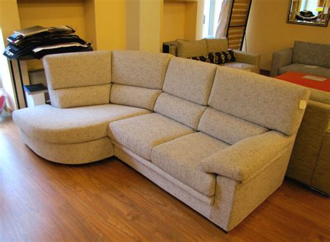 Dimensioni del divano angolare piccolo divani angolari piccoli divano angolare in vendita in arredamento e casalinghi: Divano Piccolo Angolare / Patricia Angolare Piccolo R D ...