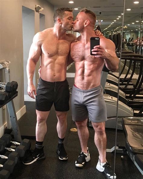 Lgbt Men Kissing Muscle Hunks Hommes Sexy Gay Men Cute Gay Couples Muscular Men Shirtless