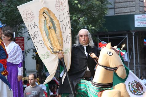 Miguel Hidalgo Con El Estandarte De La Virgen De Guadalupe Flickr