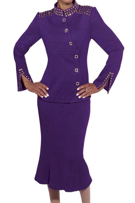 Pin By Christina Dyvon On Ladies Suits Suits For Women Purple Suits