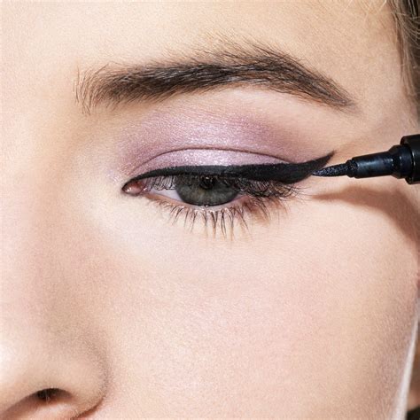 The Best New Eyeliners To Create Fuller Looking Lashes A Cat Eye And