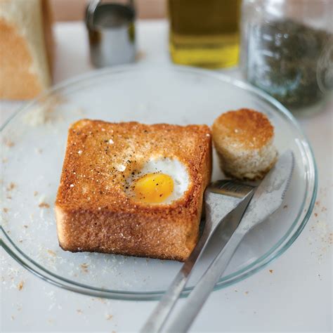 Perfekter Toast mit Ei Rezept von Molly Yeh