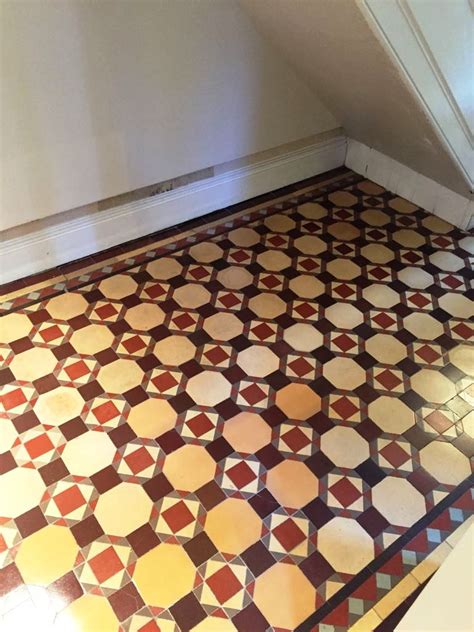 Restoring A Original Edwardian Tiled Hallway In Harpenden