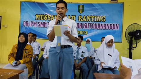 Membangun Kepemimpinan Berakhlakul Karimah Musyran Ipm Smk Muhiku