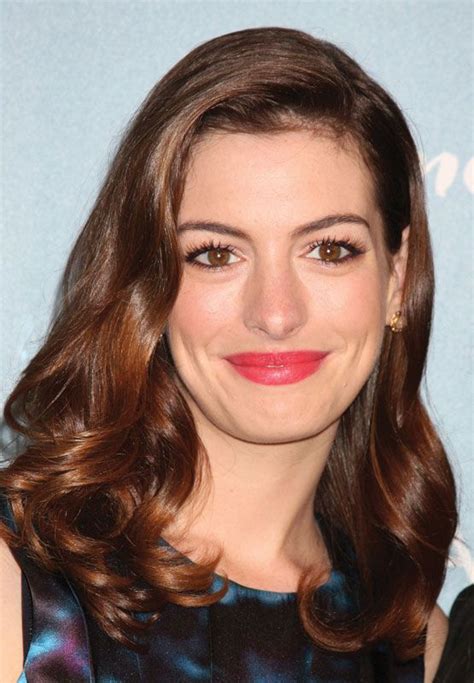 Anne Hathaway Biography Films Plays And Facts Britannica