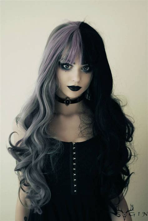 Pin By Aitchj On Gothic 2 Gothic Hairstyles Goth Beauty Goth Hair