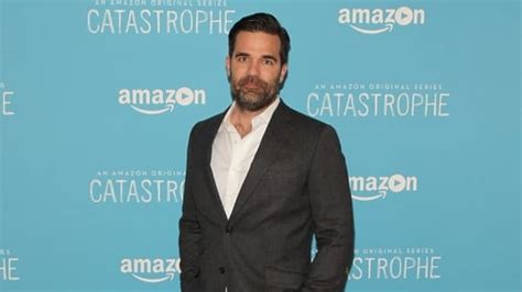 Catastrophe Star Rob Delaney Marks 20 Years Of Sobriety
