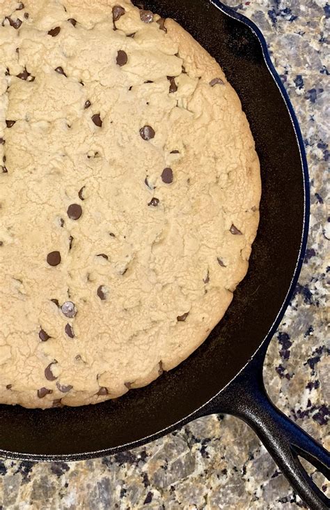 Homemade Giant Chocolate Chip Cookie In A Cast Iron Pan Rfood