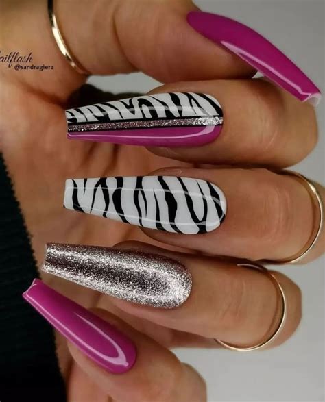 Pin by Myrian Stella on uñas lindas Rock nails Safari nails Gel nails