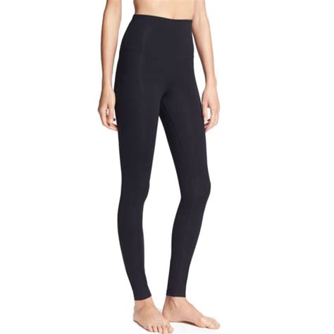 The Most Flattering Leggings For Your Body Type Control Top Leggings