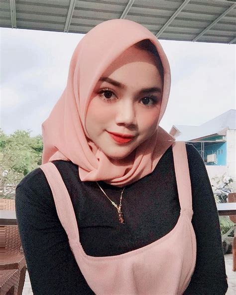 Haryanti Darmadi Hamzah Di Instagram Best Editing From Meituapp