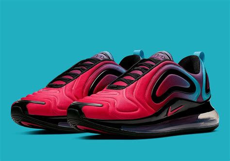 More Gradient Effects Appear On The Nike Air Max 720 Chaussures Nike