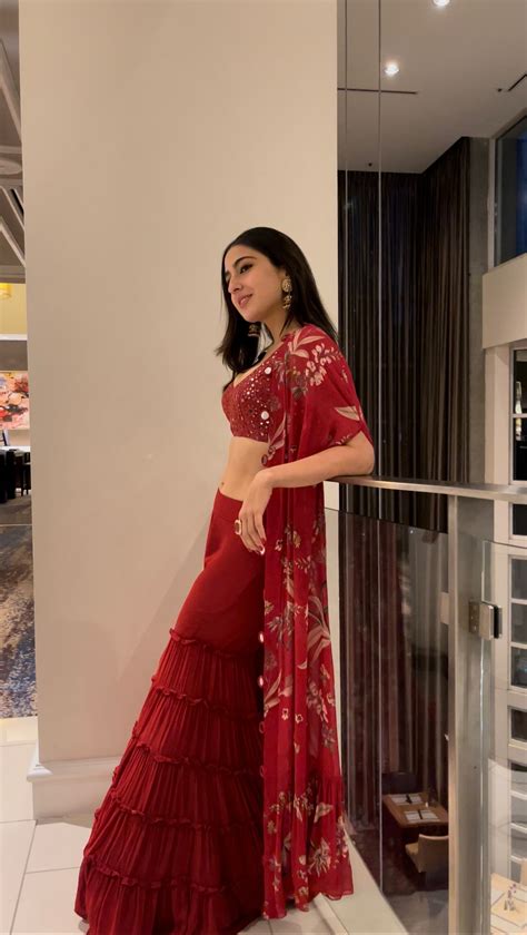 Sara Ali Khan Amps Hotness Quotient This Festive Season In Gharara With