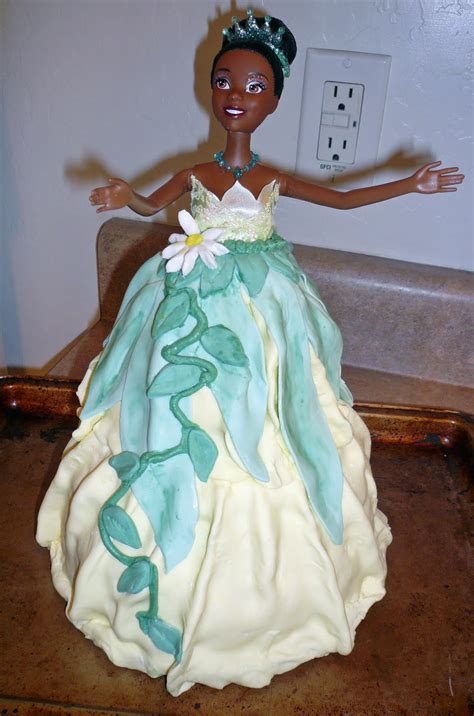 Huge disney princess magic clip dolls little people cake toppers prince lot. yummyprettycakes: princess Tiana cake