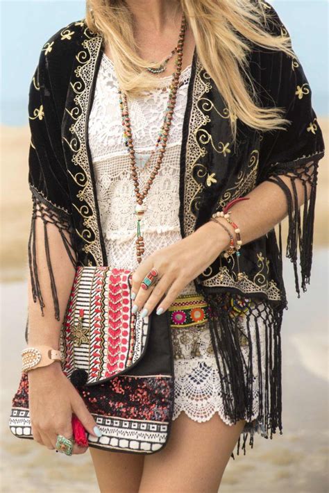 A Day At The Beach Wearing The Perfect Boho Beach Look