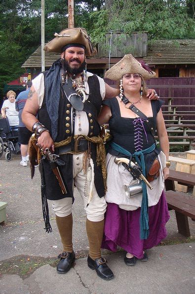 Realistic Pirates Pirate Fashion Pirate Garb Renaissance Clothing