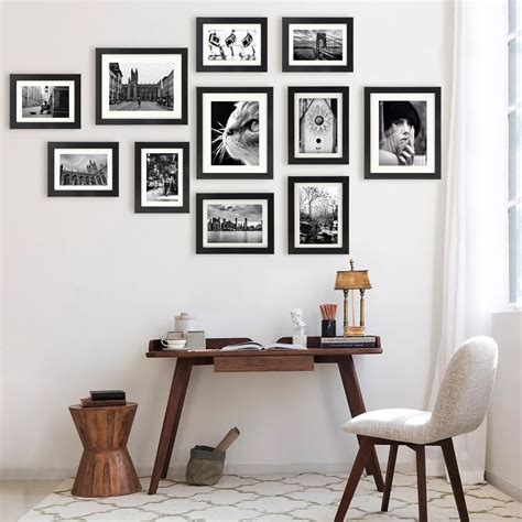 30 Picture Frames On Wall Decoomo