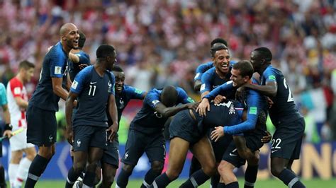 France Win World Cup With 4 2 Victory Against Croatia Breaking News News Sky News