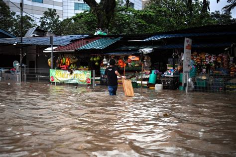 Kumpulan berita terbaru dan info banjir di jakarta dan kota lainnya di indonesia terkini hari ini. Kerajaan kaji punca, penyelesaian jangka panjang banjir ...